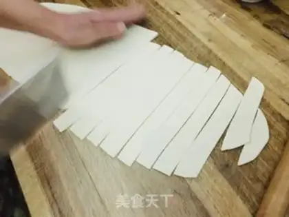 Make Spicy noodles step 2