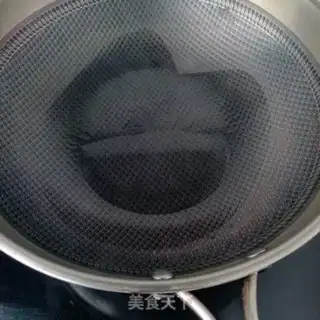 Make Crumbs on chicken legs step 8