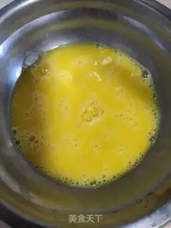 Make The rice egg gravy step 2