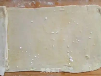 Make Oil and salt rolls step 5