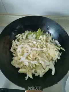 Make Pyramid and cabbage step 2