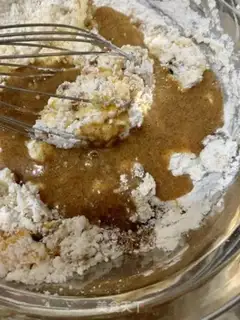 Make Red-tree walnut cake step 2