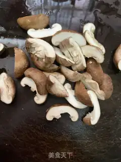 Make ♪ West blue flowers, fried mushrooms ♪ step 2