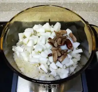Make Silver Ear Lily Sydney soup step 4
