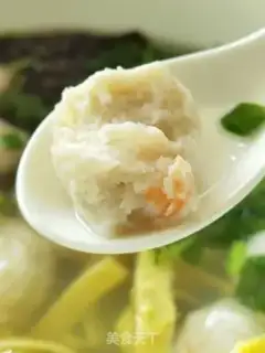 Make Shrimp Skinny Eggskin soup step 4
