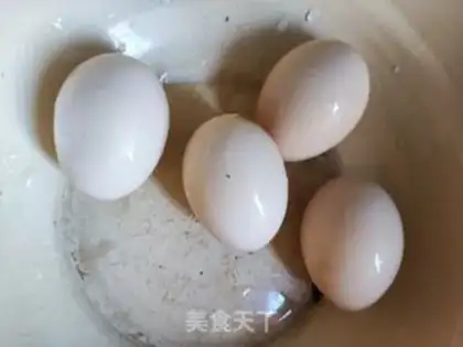 Make Garlic water eggs step 0