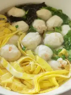 Make Shrimp Skinny Eggskin soup step 5