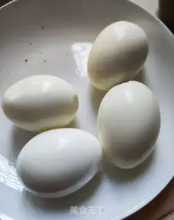 Make Garlic water eggs step 1