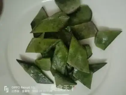 Make Fried lentils step 1