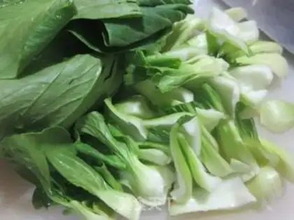 Make ♪ Red-burned veggie green noodle ♪ step 2
