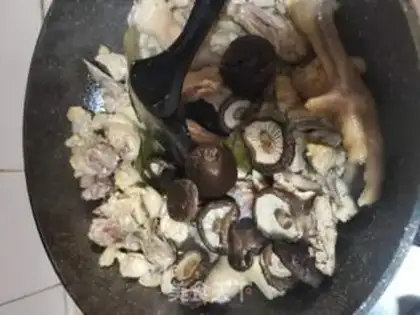 Make Chicken mushroom step 2