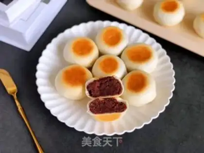Make Soft-skin red bean pie step 9