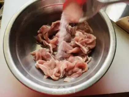 Make Mustard pork soup step 0