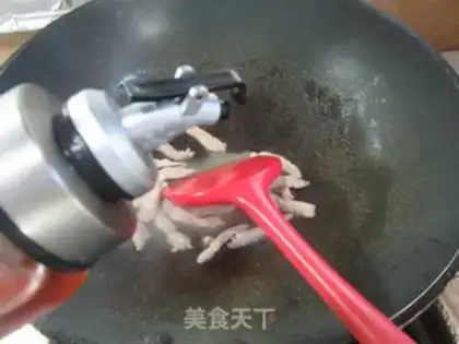 Make Scrambled meat chops step 3