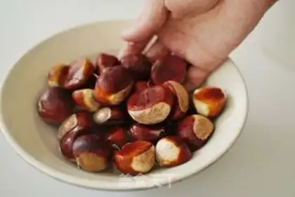Make Cinnamon honey roasted chestnuts step 0