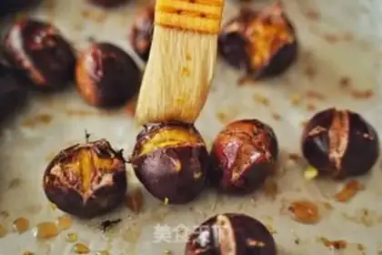 Make Cinnamon honey roasted chestnuts step 4