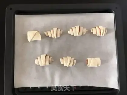 Make Hand-to-hand-to-hand-to-hand-to-pea-to-pea-toe step 3