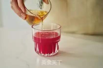 Make Sea salt red pomegranate tea step 3
