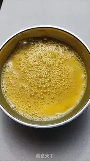 Make Silverfish steaming eggs step 3