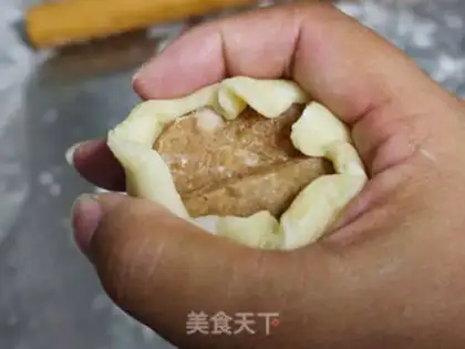 Make Shrimp mooncake step 12
