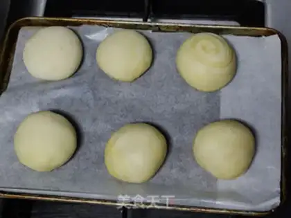 Make Shrimp mooncake step 13