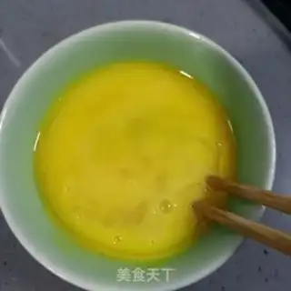 Make Eggs and pickles step 2