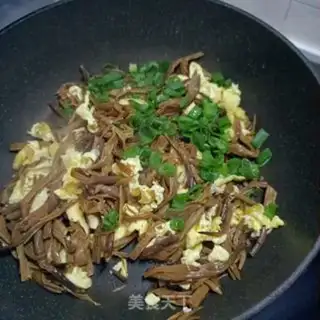 Make Eggs and pickles step 10