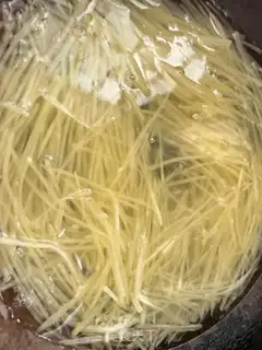 Make Frozen potatoes step 1