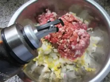 Make Big doll meat dumplings step 7