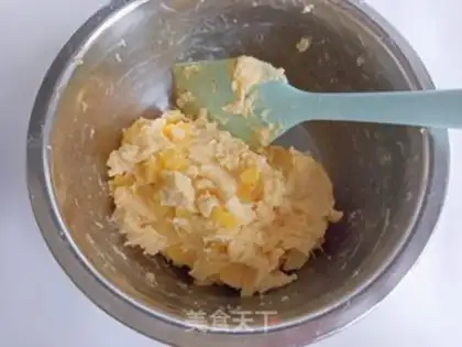Make Pineapple cream scon step 7