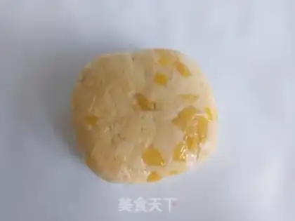 Make Pineapple cream scon step 9