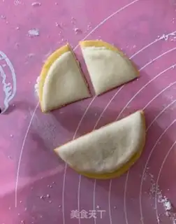 Make Double-coloured buns step 3