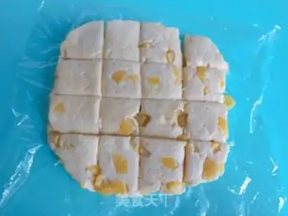 Make Pineapple cream scon step 11
