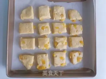 Make Pineapple cream scon step 12