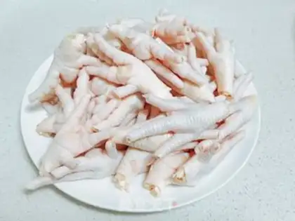 Make Spicy chicken claws step 0