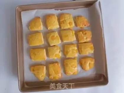 Make Pineapple cream scon step 16