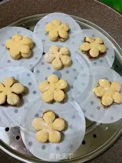 Make Flower bean buns step 10