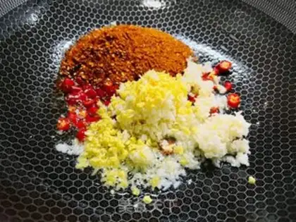 Make Spicy chicken claws step 4