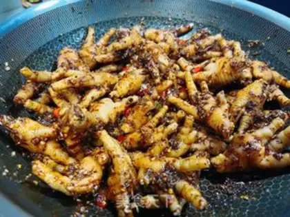 Make Spicy chicken claws step 6