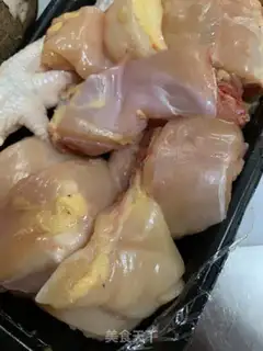 Make Coconut chicken soup step 1
