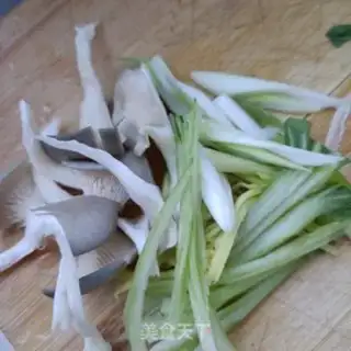 Make Chicken barley noodles step 6