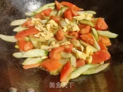 Make Potato cucumber fried eggs step 6