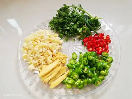 Make Spicy chili chicken step 0