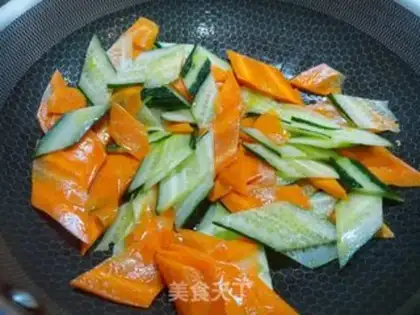 Make Cucumber makes carrots step 2