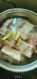 Make Cow ribs and radish step 1