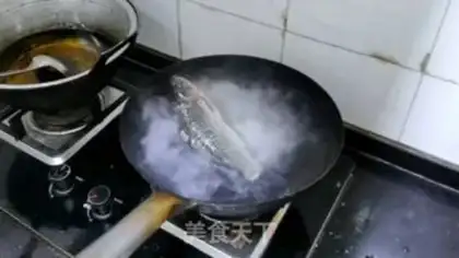 Make White mackerel soup step 2