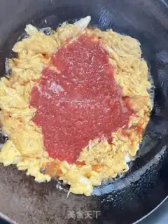 Make Tomato fried eggs step 3