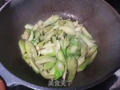 Make Smelt fried eggs step 5
