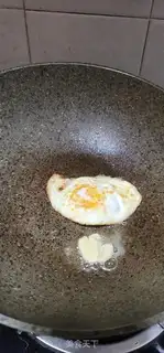 Make Fried omelet smelt soup step 4