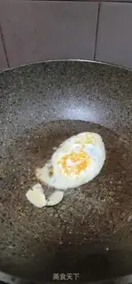 Make Fried omelet smelt soup step 5